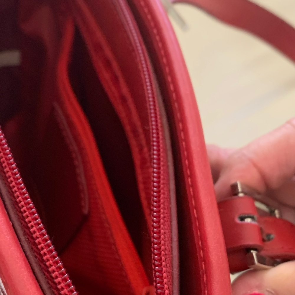 Elegant Red Patterned Shoulder Bag - image 4